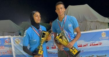 الطلاب الفائزون فى البطولة الشاطئية: المنافسة كانت قوية وسنرفع اسم الجامعة دائما