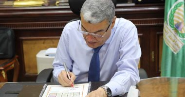محافظ المنيا يوافق على تخفيض القبول بمدارس الثانوي العام لـ212 درجة