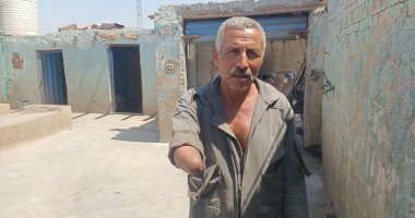 محمود 62 عاما يتحدى الإعاقة: "بشتغل بذراع واحد من أجل أسرتى.. والشغل مش عيب"