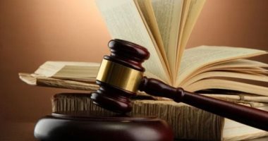 الكعب العالى ممنوع.. فى اليوم العالمى للقانون اعرف أطرف قوانين تطبق على المرأة