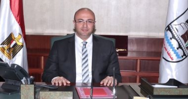 محافظ بني سويف يناقش مستجدات تنفيذ أعمال الرصف للعام المالي الحالي