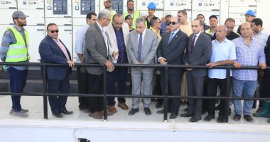 محافظ سوهاج يطلق التشغيل التجريبي لمحطة الرفع الرئيسية بمدينة ساقلتة.. صور