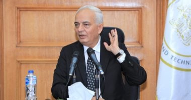 التعليم تنفى إلغاء الفسحة فى المدارس غدا بسبب كسوف الشمس