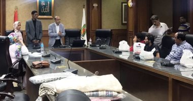 وحدة تطوير الأعمال المتنقلة تقدم خدماتها بسوهاج لأصحاب المشروعات