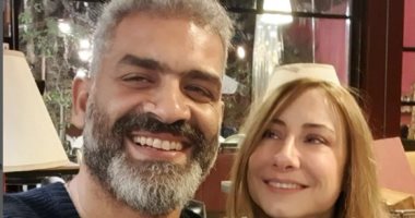 هانى عادل يوجه رسالة رومانسية لزوجته فى عيد ميلادها بتوقيع "معجب ولهان"