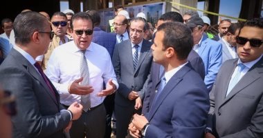 وزير الصحة يطالب بتقرير نصف شهرى حول الموقف التنفيذى لمستشفى الفيوم الجديد 