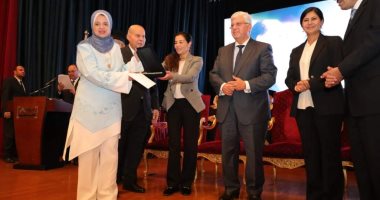 وزير التعليم العالي يشهد تخريج دفعة جديدة بمعهد الهندسة بأكاديمية الشروق