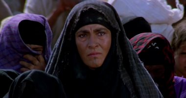 وفاة الممثلة اليونانية إيرين باباس نجمة عمر المختار والرسالة و Zorba the Greek 