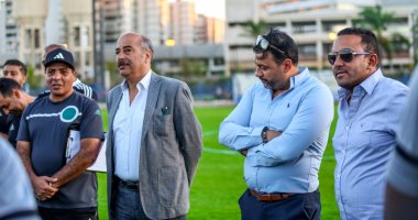 طارق العشرى ينقل تدريبات سموحة إلى استاد الجامعة بسبب الجمعية العمومية