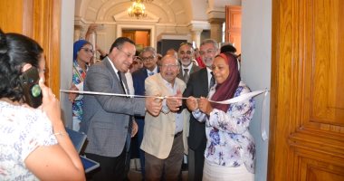 رئيس جامعة الإسكندرية يفتتح معرض ملتقى الإبداع السكندرى السنوى بفنون جميلة