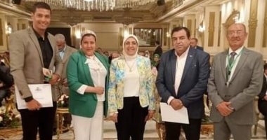 فوز الشباب والرياضة وهيئة تعليم الكبار ببني سويف فى مشروع "المصريون يتعلمون"