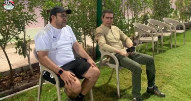 محمد بركات يحفز لاعبى المنتخب الأولمبى ويحضر المران الأول 