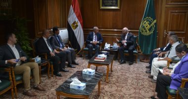 محافظ القليوبية ورئيس جامعة بنها يتابعان المبادرة الوطنية للمشروعات الخضراء