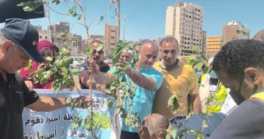حملات تشجير بمنطقة الوليدية وقناطر أسيوط الجديدة ضمن زراعة 100 مليون شجرة