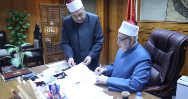 وكيل الأزهر يعتمد نتيجة الدور الثاني للشهادتين الابتدائية والإعدادية لأبنائنا بالخارج