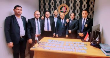 جمارك مطار الغردقة الدولى تضبط محاولة تهريب عدد من الأقراص المخدرة 