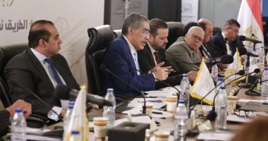 مجلس أمناء الحوار الوطنى يقر لائحة إجراءات عمل اللجان الفرعية.. وينتهى من تحديد مهام مقرريها.. ويدعو الكيانات السياسية لإجراء حوارات مجتمعية وجماهيرية فى محافظات الجمهورية