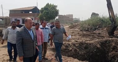 نائب محافظ الجيزة يتابع ميدانيا أعمال تحويل مسار مصرف ناهيا بكرداسة