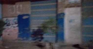 غلق 15 ورشة و11 محلا تجاريا لمخالفة مواعيد الإغلاق بمركز المحلة.. صور 