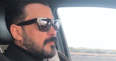 محمد رجب على الطريق الصحراوى من أجل "الونش"