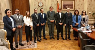 لجنة حقوق الإنسان بمجلس النواب تستقبل عضو البرلمان الأوروبى