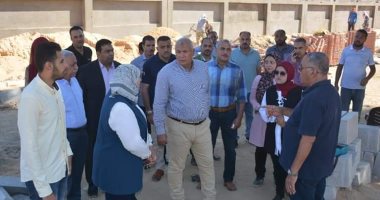 محافظ الوادي الجديد: إعادة اختبار اللغة الإنجليزية للقبول بالتمريض بعد شكاوى الطلاب