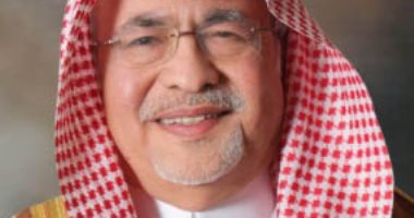 فراشة.. قصيدة جديدة لوزير الإعلام والثقافة السعودى الأسبق عبد العزيز خوجة