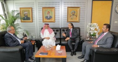 القنصل السعودي يبحث تعزيز التعاون مع مدير مكتبة الإسكندرية