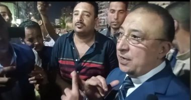 محافظ الإسكندرية يجرى جولة مفاجئة بسوق دربالة ويستمع لشكاوى المواطنين
