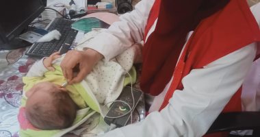 توقيع الكشف على 100 ألف طفل حديث الولادة ضمن "مبادرة السمعيات" بالمنيا