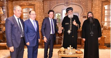 البابا تواضروس يلتقى وزير الإعلام اللبنانى.. ويؤكد: لا زلت أصلى لاستقرار لبنان