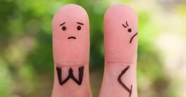 لو زعلت مراتك ومش عارف تقول لها أسف .. 9 رسائل اعتذار يمكن إرسالها لزوجتك