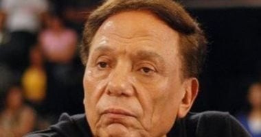 بيومى فؤاد للزعيم عادل إمام: ربنا يخليك لينا ويديك الصحة لـ100 سنة قدام