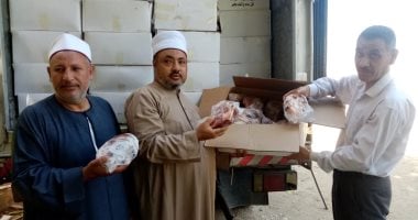 "أوقاف أسوان" تتسلم الدفعة الثالثة من لحوم صكوك الأضاحى.. صور