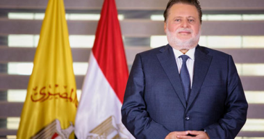 محافظ البنك المركزى فى المؤتمر الاقتصادى: نعتز باستقلاليتنا وننسق مع الحكومة والقطاع الخاص.. حسن عبد الله: الأسواق المالية لا تعتمد على الماضى ولكن تنظر للمستقبل ولسنا دولة مصدرة للبترول كى يرتبط السعر بالدولار