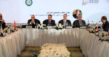 أمين عام مساعد الجامعة العربية: نثمن المبادرات البناءة فى الدورة 52 لوزراء الإعلام العرب