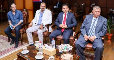 رئيس هيئة ميناء دمياط يستقبل رئيس شركة النيل الوطنية للنقل النهرى لبحث التعاون