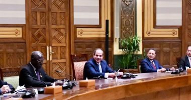 الرئيس السيسى لوزراء الإعلام العرب: مصر تؤمن بالدور الاستراتيجي للإعلام في مساندة جهود الدول لتحقيق الاستقرار والتنمية.. والهدم لم ولن يكون رسالة حضارية.. والقيم الدينية لا تقام على أنقاض الخراب والتدمير