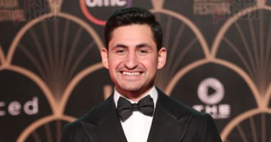 محمد كريم وأمير المصرى على السجادة الحمراء لمهرجان القاهرة للدراما