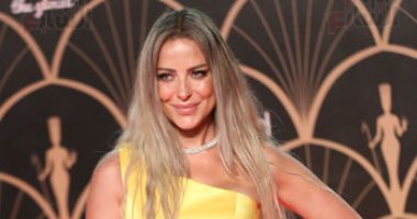 شاهد.. إطلالات النجمات فى الدورة الأولى من مهرجان القاهرة للدراما