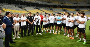 وزير الشباب يلتقى لاعبى المنتخب.. ومحمد صلاح: نسعى جميعًا لإسعاد الجماهير (صور)