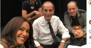 نجوم الفن ينعون هشام سليم.. شريف منير: اتكلمنا من يومين وقال لى مستنيك.. صلاح عبد الله: لا نملك يا حبيبى غير الدعاء بدموع القلب.. ويسرا: أخويا وحبيبى وصديق عمرى والسند.. ودرة: رحل الفنان التلقائى ابن الأصول