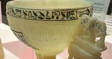 10 قطع أثرية من مقتنيات توت عنخ آمون أبرزها كأس الأمنيات بمتحف الغردقة.. شاهد