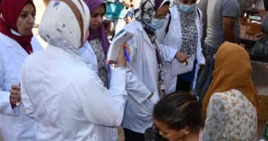 جامعة سوهاج تواصل تنفيذ قوافلها البيطرية المجانية وتعالج 980 حالة مرضية