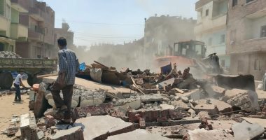 محافظ الجيزة: إزالة التعديات بشارعى أبو هميلة وطراد النيل تمهيدا للتطوير