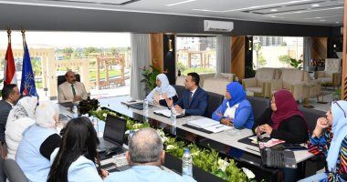 محافظ أسوان: اجتياز 50 مشروعا لتقييمها بالمبادرة الوطنية للمشروعات الخضراء الذكية