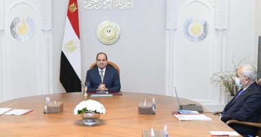 توجيه رئاسي بتطوير التعليم..الرئيس السيسى يوجه باستكمال مراحل تطوير التعليم الأساسى كنهج استراتيجى للدولة لبناء الإنسان..والتوسع فى إنشاء مراكز التصحيح الإلكتروني..ألف معلم بطليعة الجيل المستقبلى لمديرى المدارس