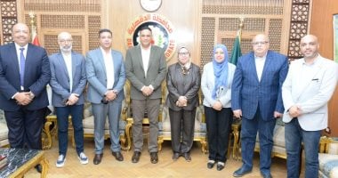 محافظ الدقهلية يستقبل لجنة تقييم أعمال المشاركين بمبادرة المشروعات الخضراء