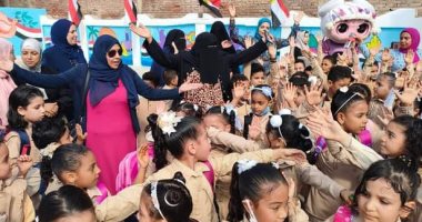 أسبوع التهيئة بمدارس كفر الشيخ.. ألعاب وهدايا لتلاميذ الأول الابتدائي (صور)