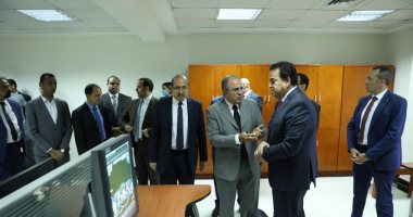 وزير الصحة يطلع على خدمة كتابة التقارير الطبية «عن بعد» لإدارة الأشعة بالوزارة